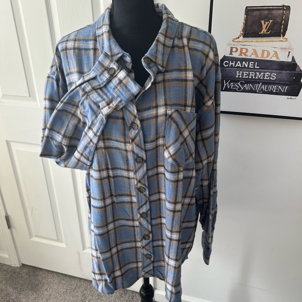 Blue Plaid Button-Up Shirt Maurice's. XXL Gameday